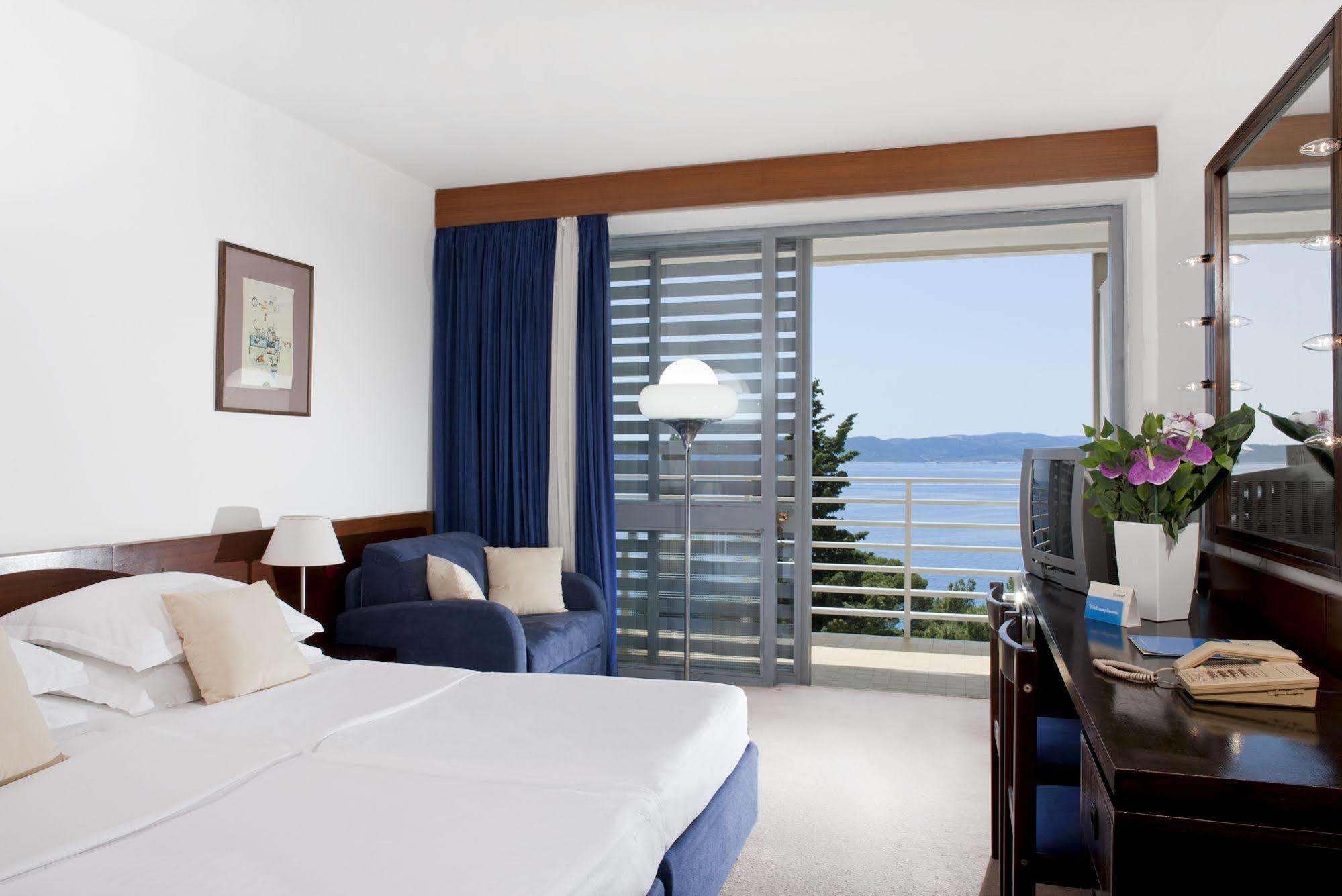 Bluesun Hotel Maestral Brela Exterior foto